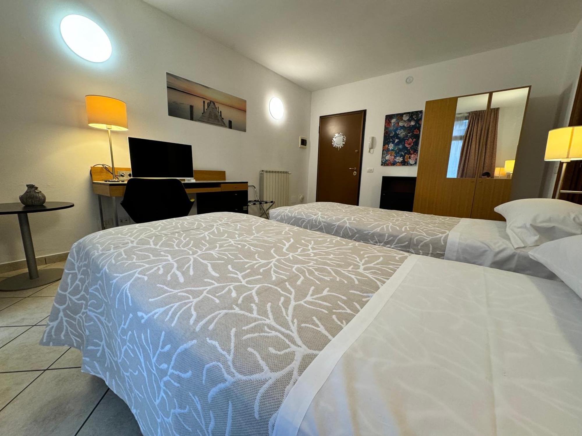 سوما لومباردو Residence Malpensa المظهر الخارجي الصورة