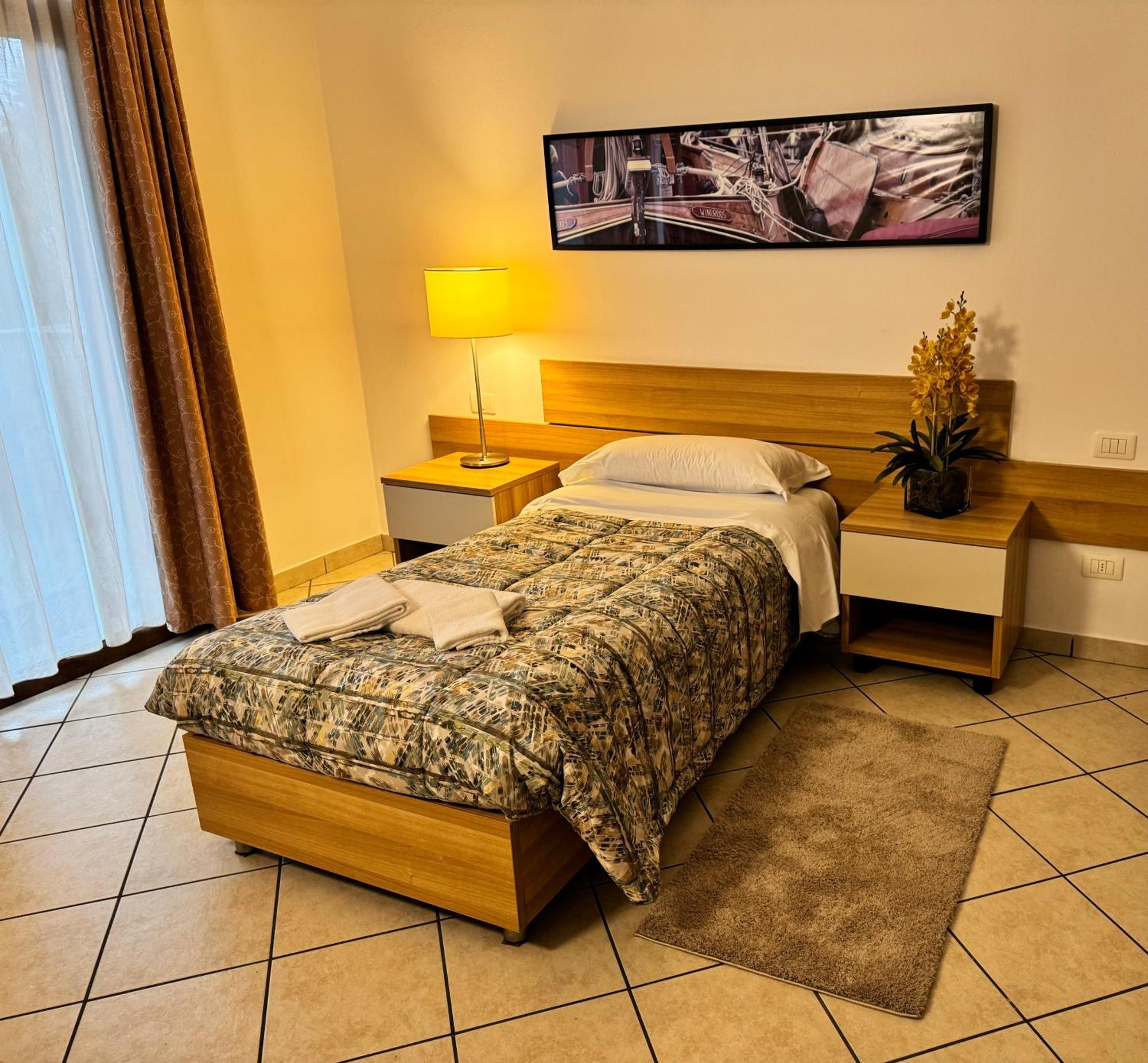 سوما لومباردو Residence Malpensa المظهر الخارجي الصورة